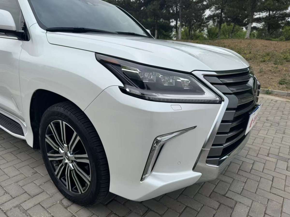 雷克萨斯 LX  2019款 570 动感豪华版图片