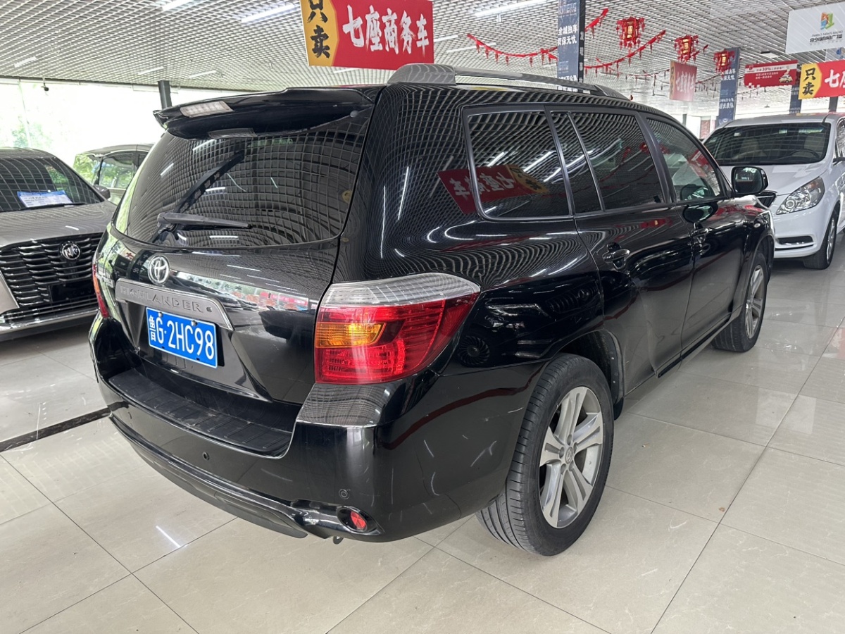 豐田 漢蘭達(dá)  2009款 2.7L 兩驅(qū)7座豪華導(dǎo)航版圖片