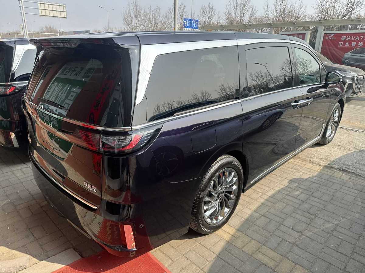 嵐圖 夢想家  2024款 PHEV 超長續(xù)航旗艦版圖片