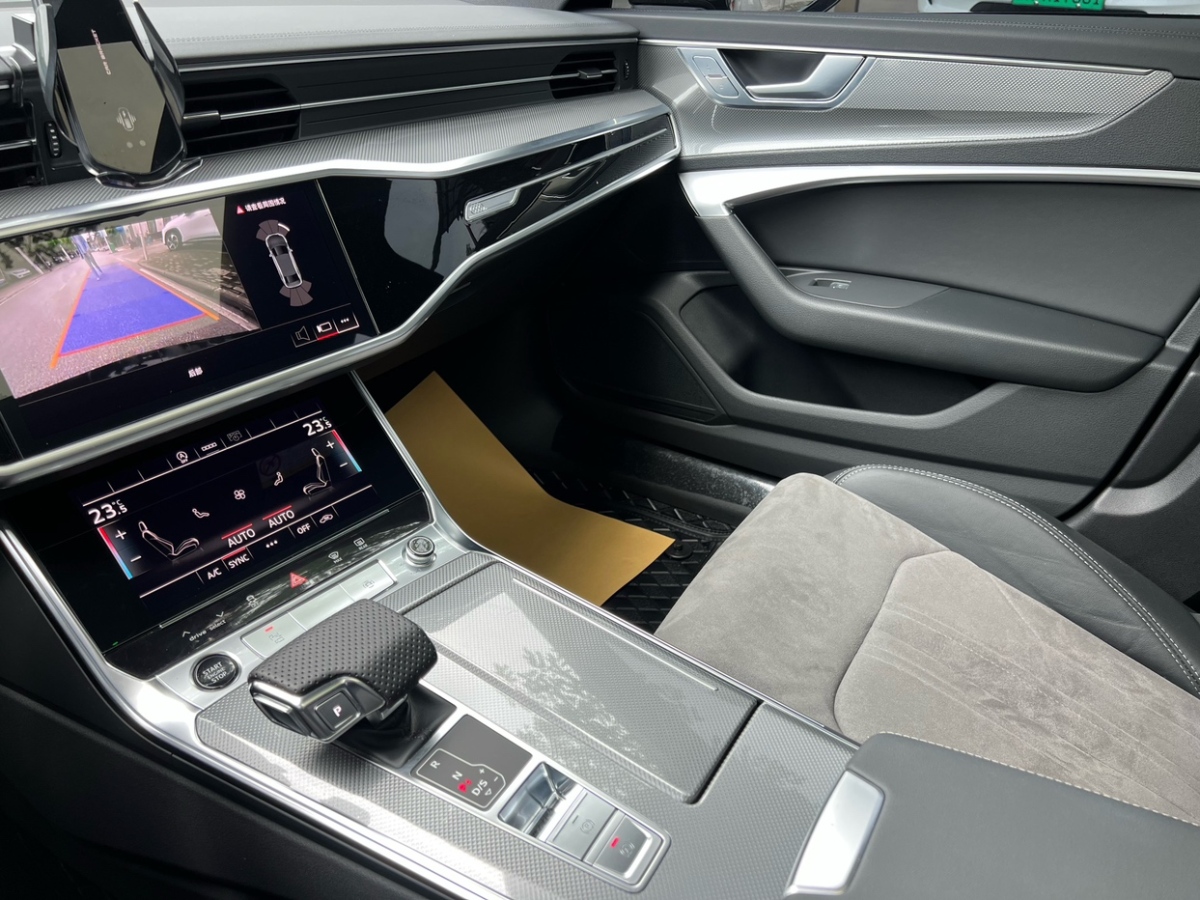 奧迪 奧迪A6L  2023款 40 TFSI 豪華動感型圖片
