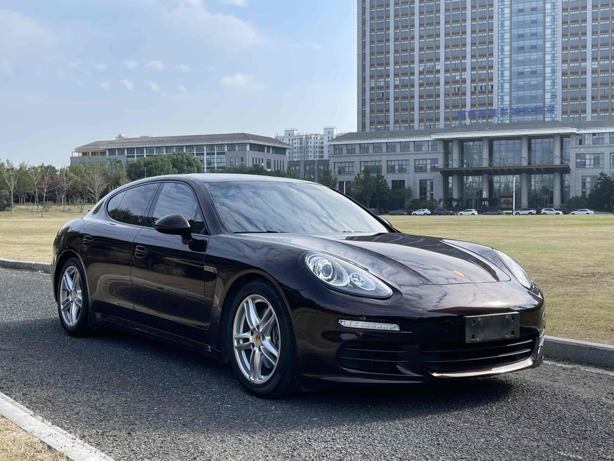 2016年6月保時(shí)捷 Panamera  2016款 Panamera Edition 3.0T