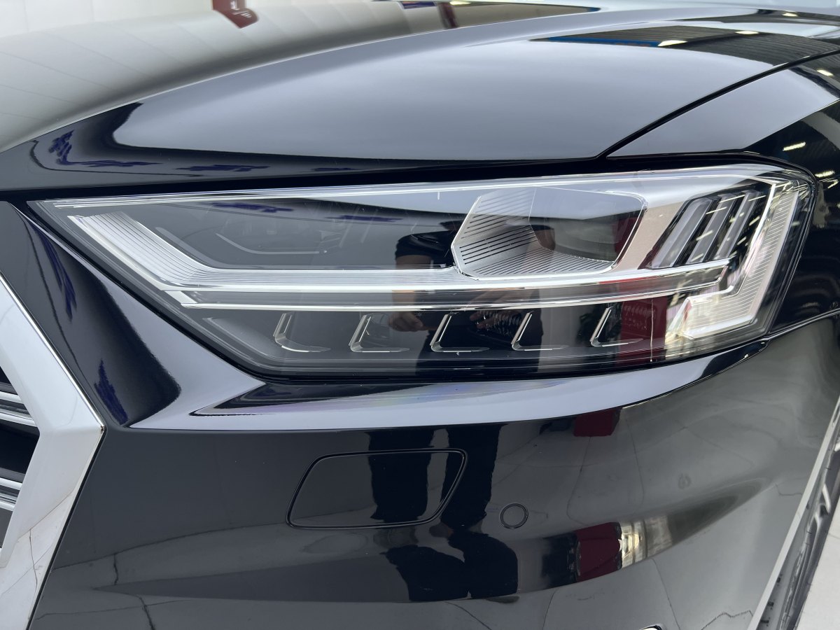 2020年4月奧迪 奧迪A8  2019款 A8L 55 TFSI quattro 豪華型