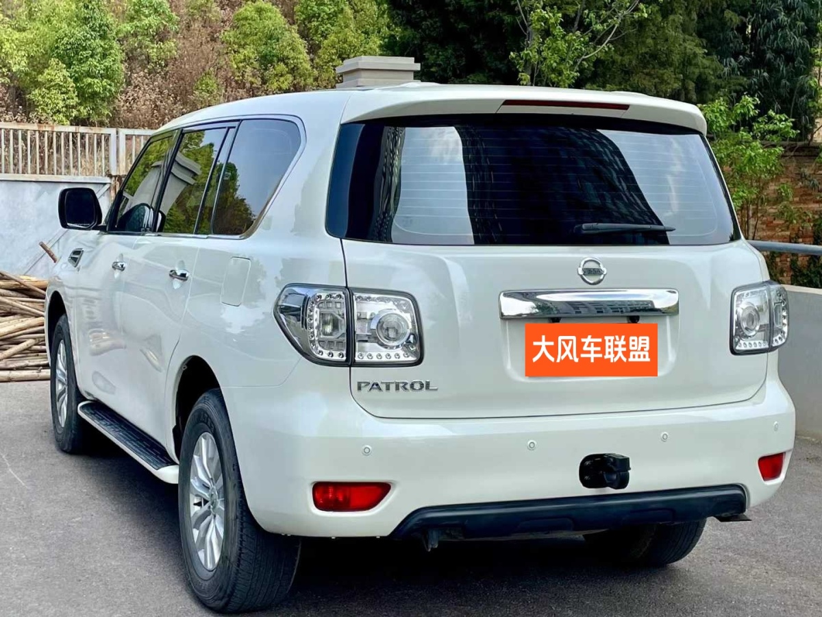 日產(chǎn) 途樂  2018款 4.0L 領(lǐng)英型圖片