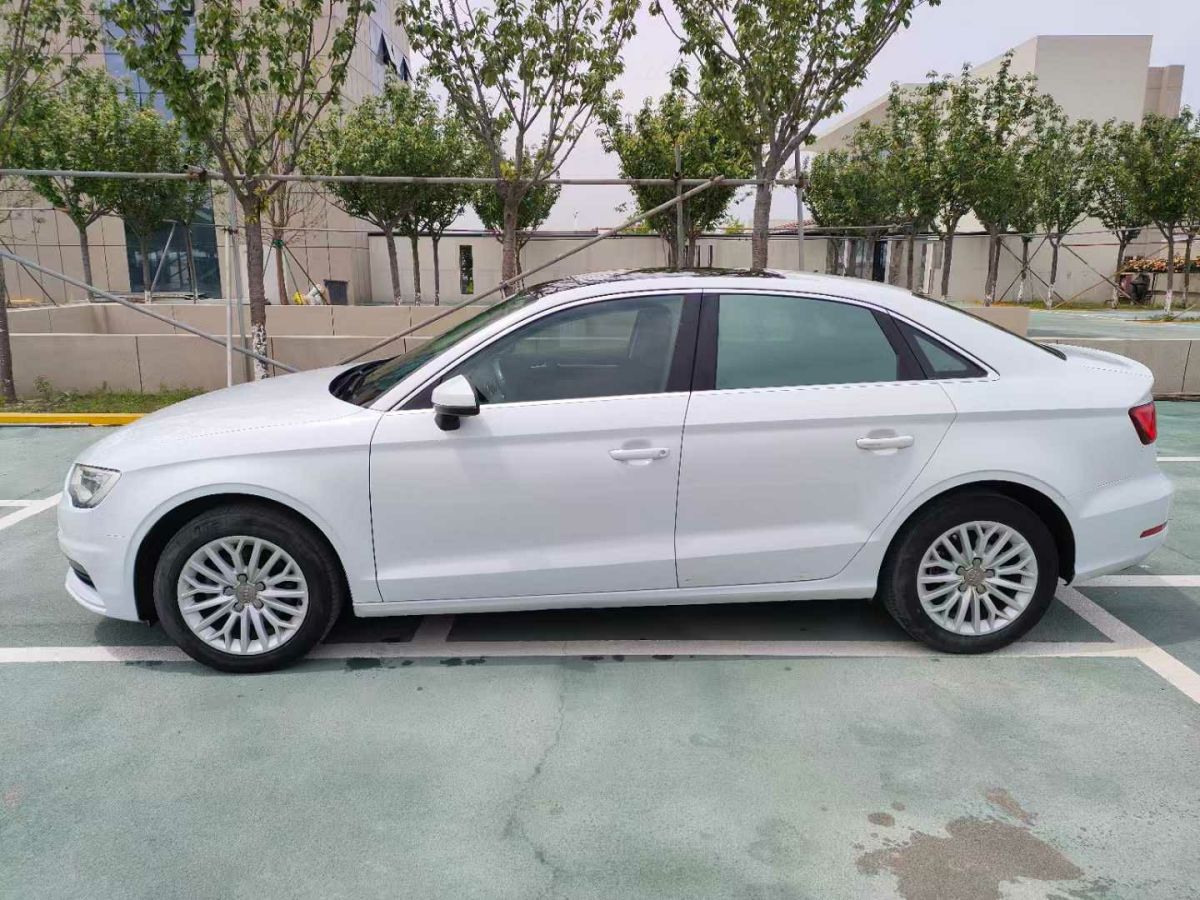 奧迪 奧迪A3  2015款 A3 1.4TFSI 35TFSI 百萬紀念智領型圖片