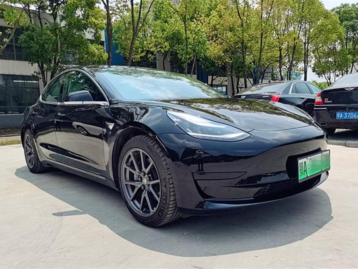 特斯拉 Model 3  2020款 改款 標(biāo)準(zhǔn)續(xù)航后驅(qū)升級(jí)版圖片