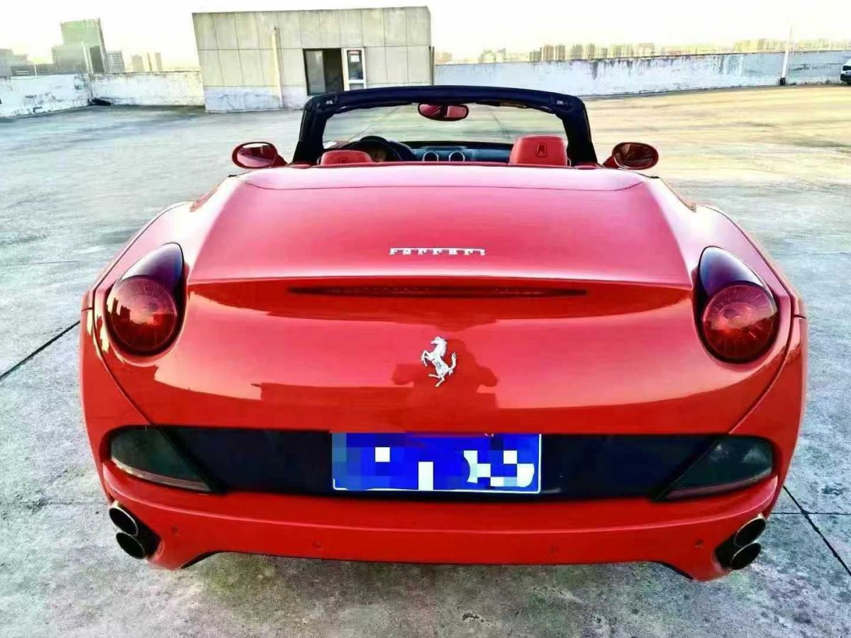 法拉利 GTC4Lusso  2016款 6.3L V12圖片