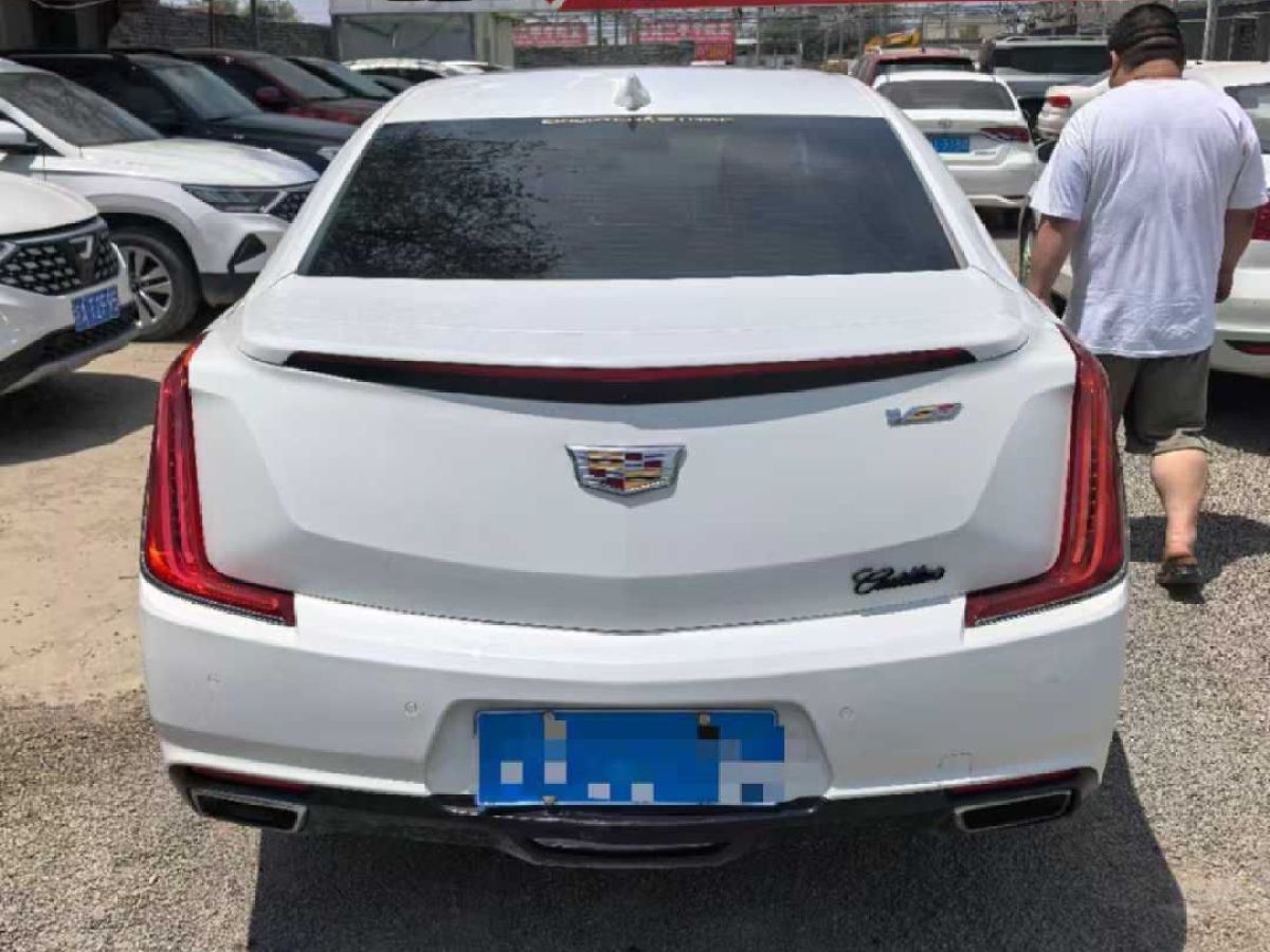 凱迪拉克 XTS 圖片