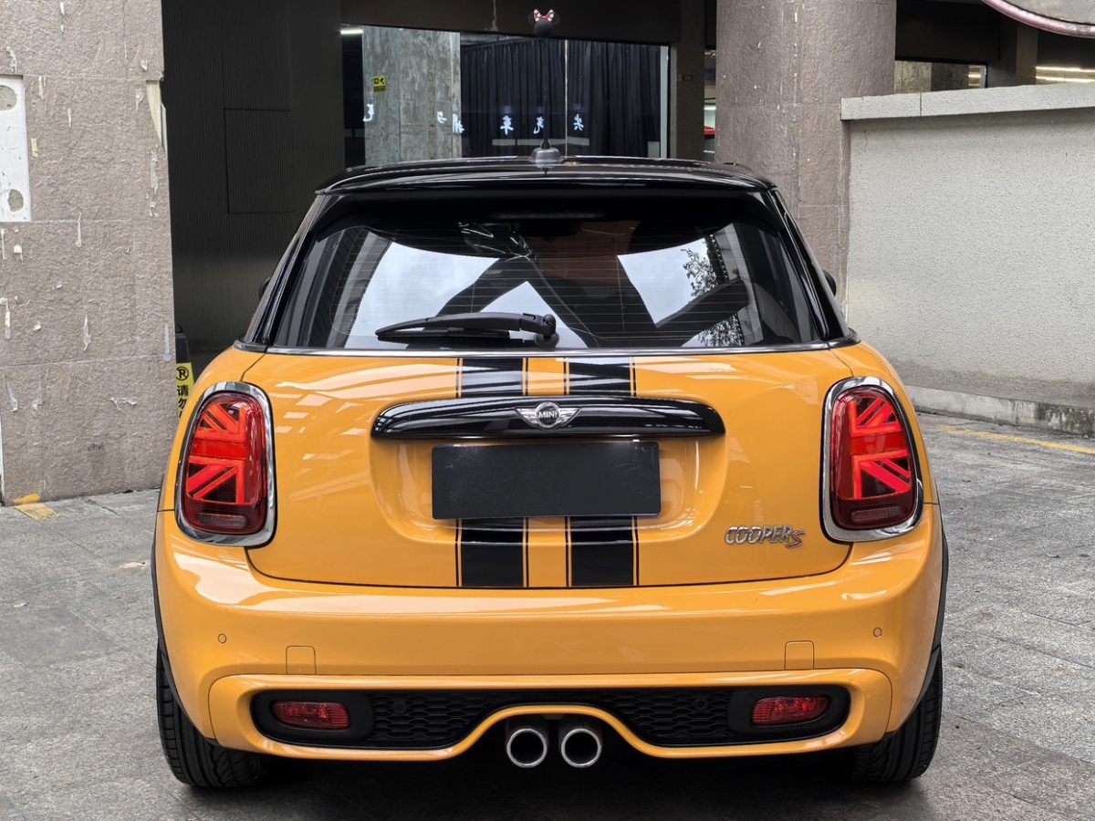 2015年6月MINI MINI  2015款 2.0T COOPER S 五門版