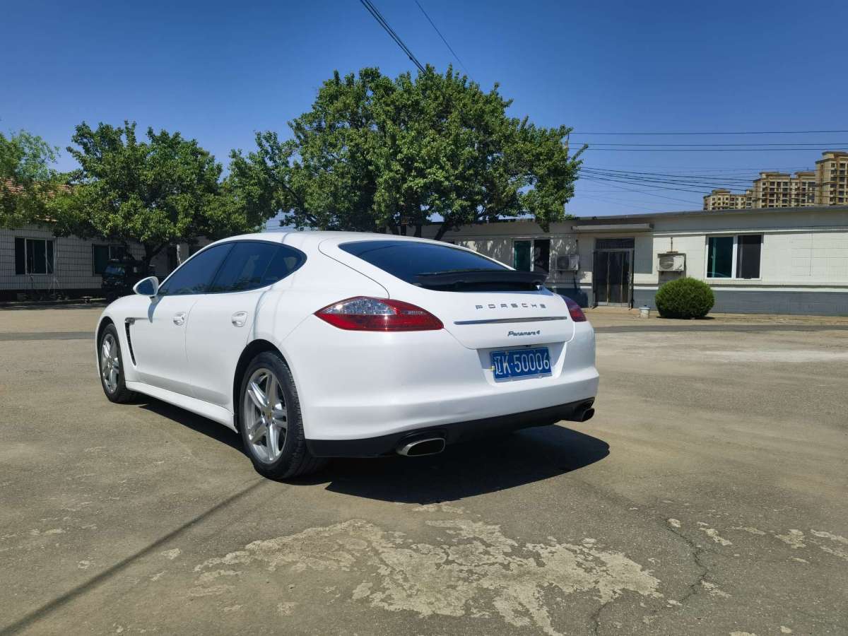 保時(shí)捷 Panamera  2013款 Panamera 4 Platinum Edition 3.6L圖片