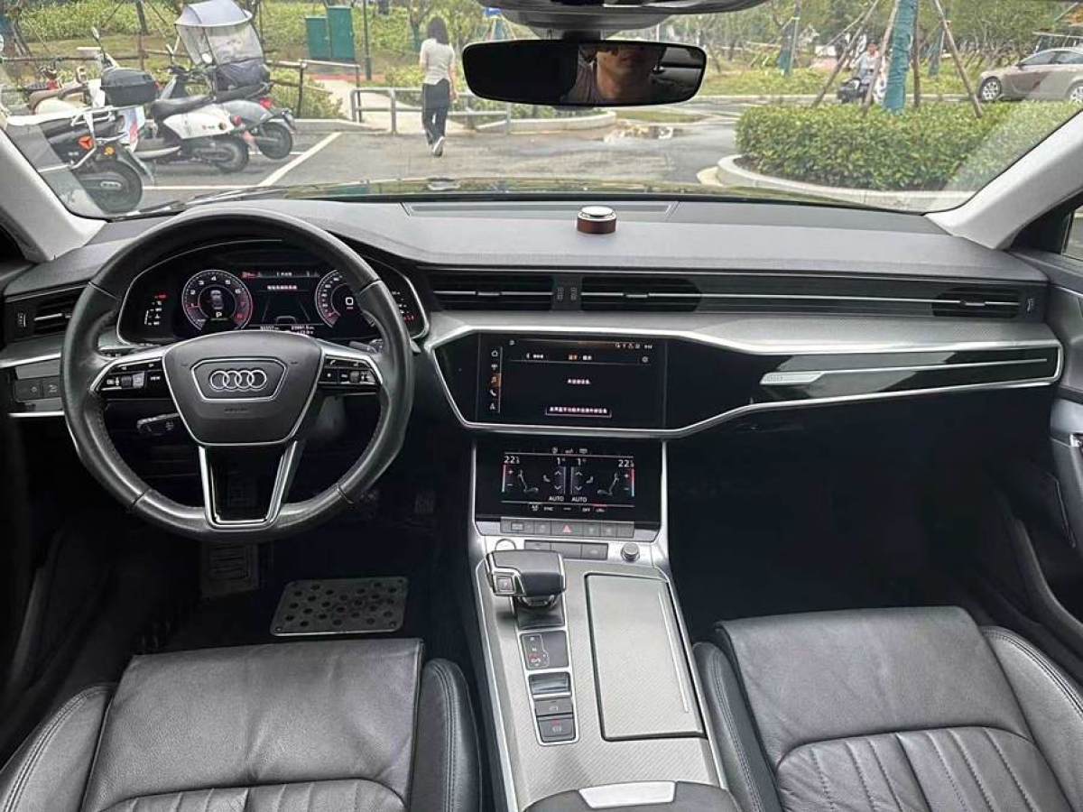 2020年3月奧迪 奧迪A6L  2019款 45 TFSI 臻選致雅型