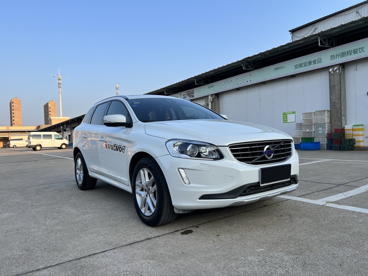 沃爾沃 XC60  2017款 T5 AWD 智進(jìn)版圖片