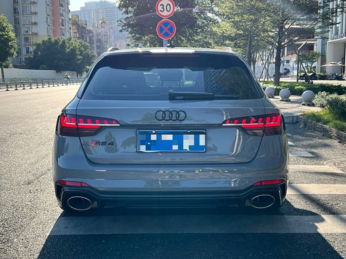 奧迪 奧迪RS 4  2023款 RS4 Avant 暗金版圖片