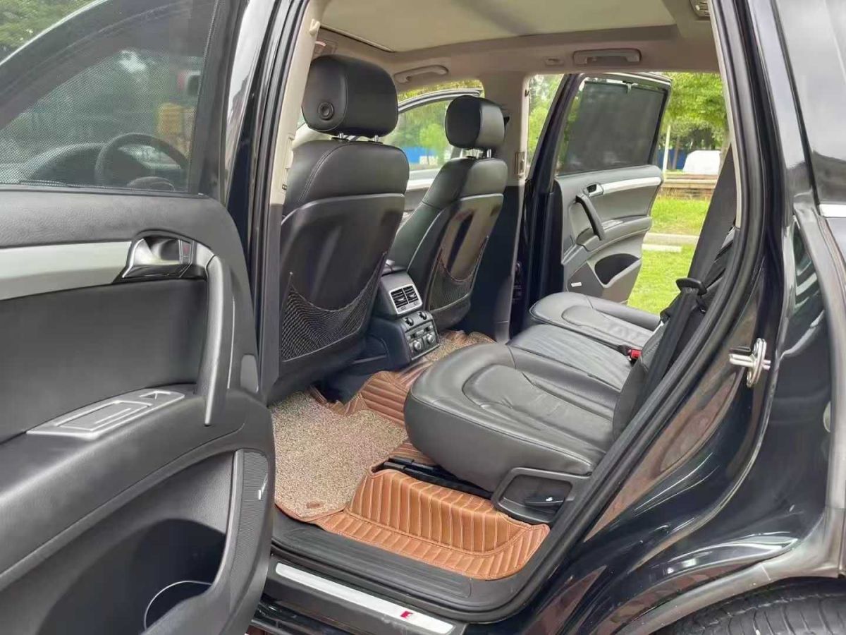 奧迪 奧迪Q7  2015款 Q7 35TDI quattro 卓越版圖片