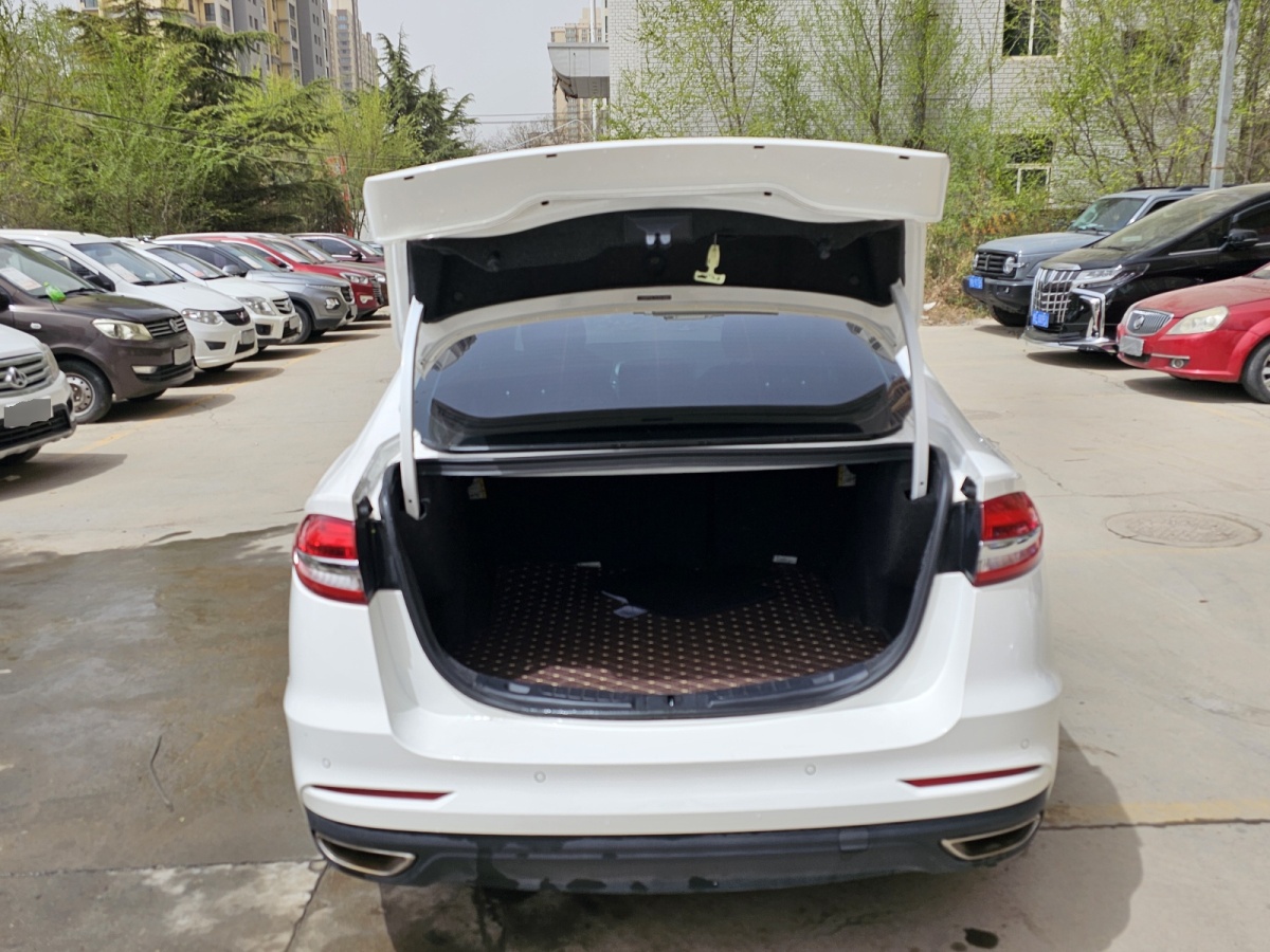 福特 蒙迪歐  2020款 EcoBoost 180 時(shí)尚型圖片