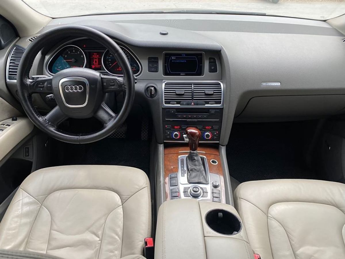 奧迪 奧迪Q7  2007款 3.6 FSI quattro 豪華型圖片