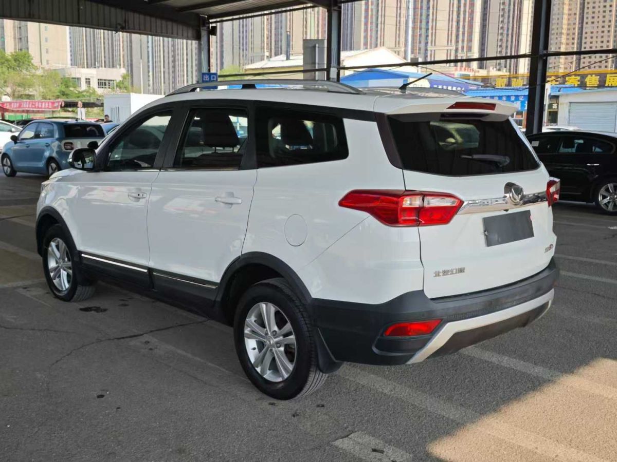 北汽幻速 S3  2017款 1.5L 手動舒適型圖片
