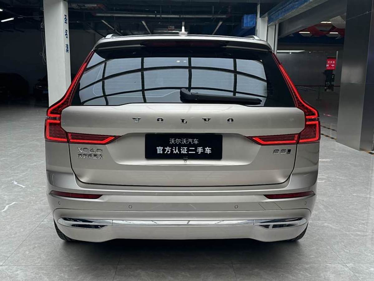 沃爾沃 XC60  2023款 B5 四驅智雅豪華版圖片