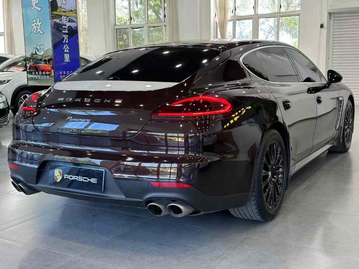 保時(shí)捷 Panamera  2014款 Panamera 4 Executive 3.0T圖片