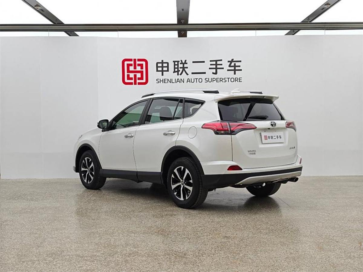 豐田 RAV4榮放  2016款 2.0L CVT兩驅(qū)智尚版圖片