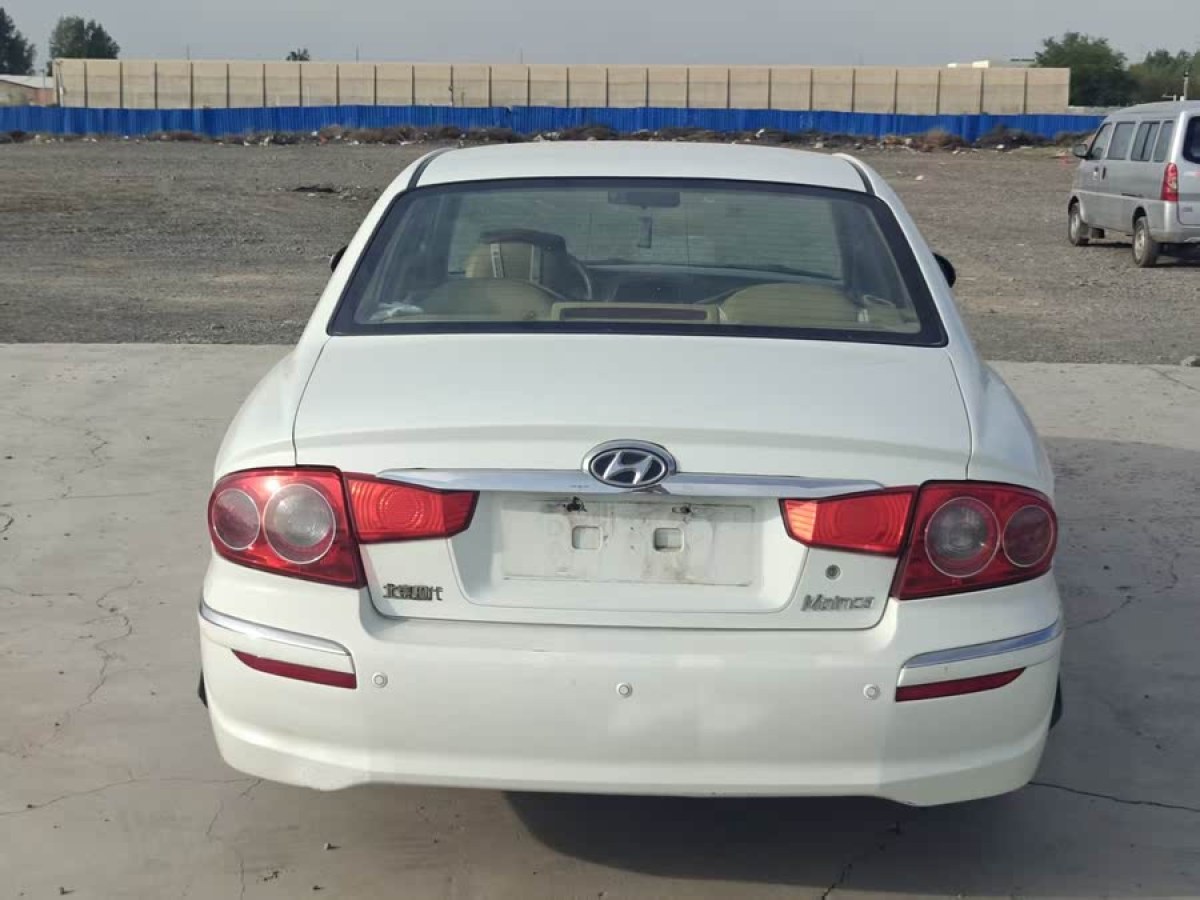 現(xiàn)代 名馭  2009款 1.8L 手動(dòng)豪華版GL圖片