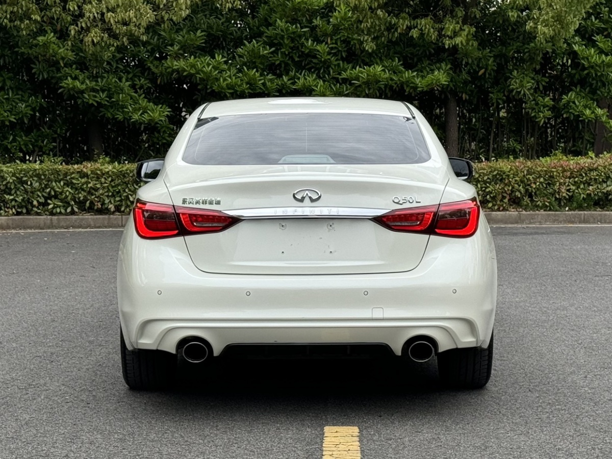 英菲尼迪 Q50L  2022款 2.0T 逸享版圖片