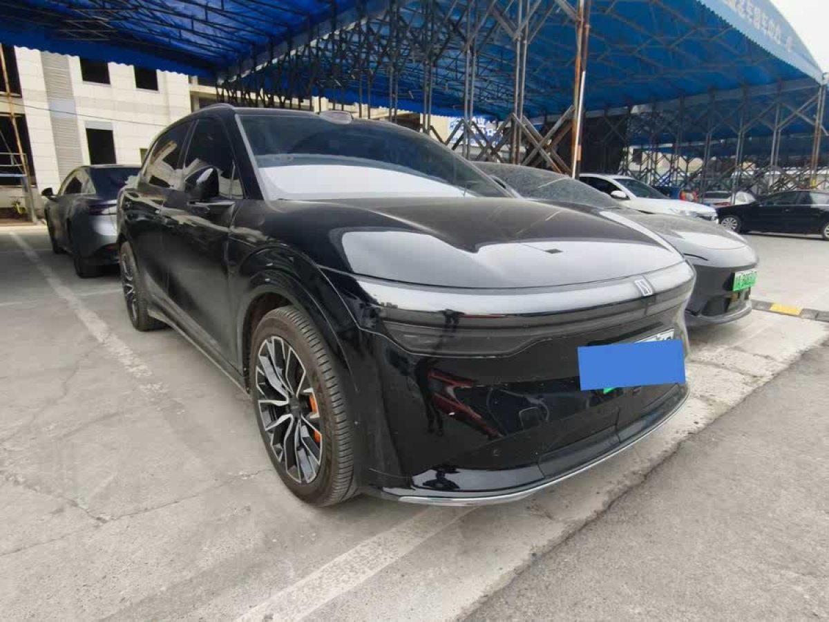 極氪 極氪7X  2025款 100kWh 長(zhǎng)續(xù)航后驅(qū)智駕版圖片