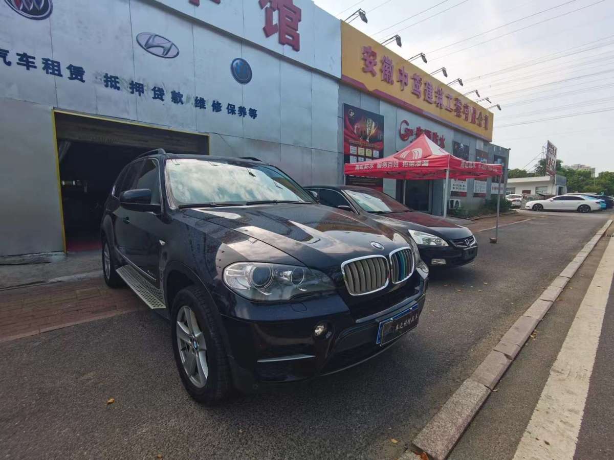 寶馬 寶馬X5  2011款 xDrive35i 領(lǐng)先型圖片