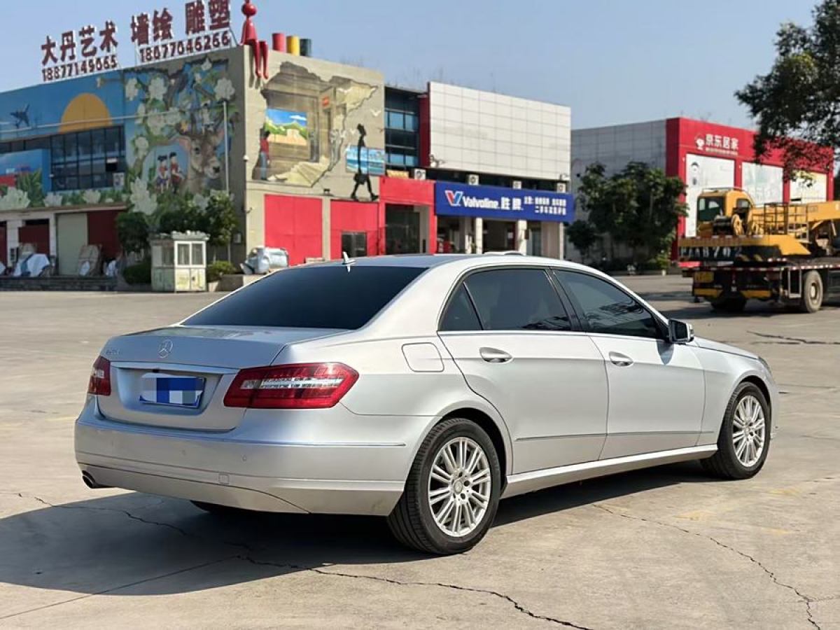 奔馳 奔馳E級(jí)  2013款 E 260 L CGI優(yōu)雅型圖片