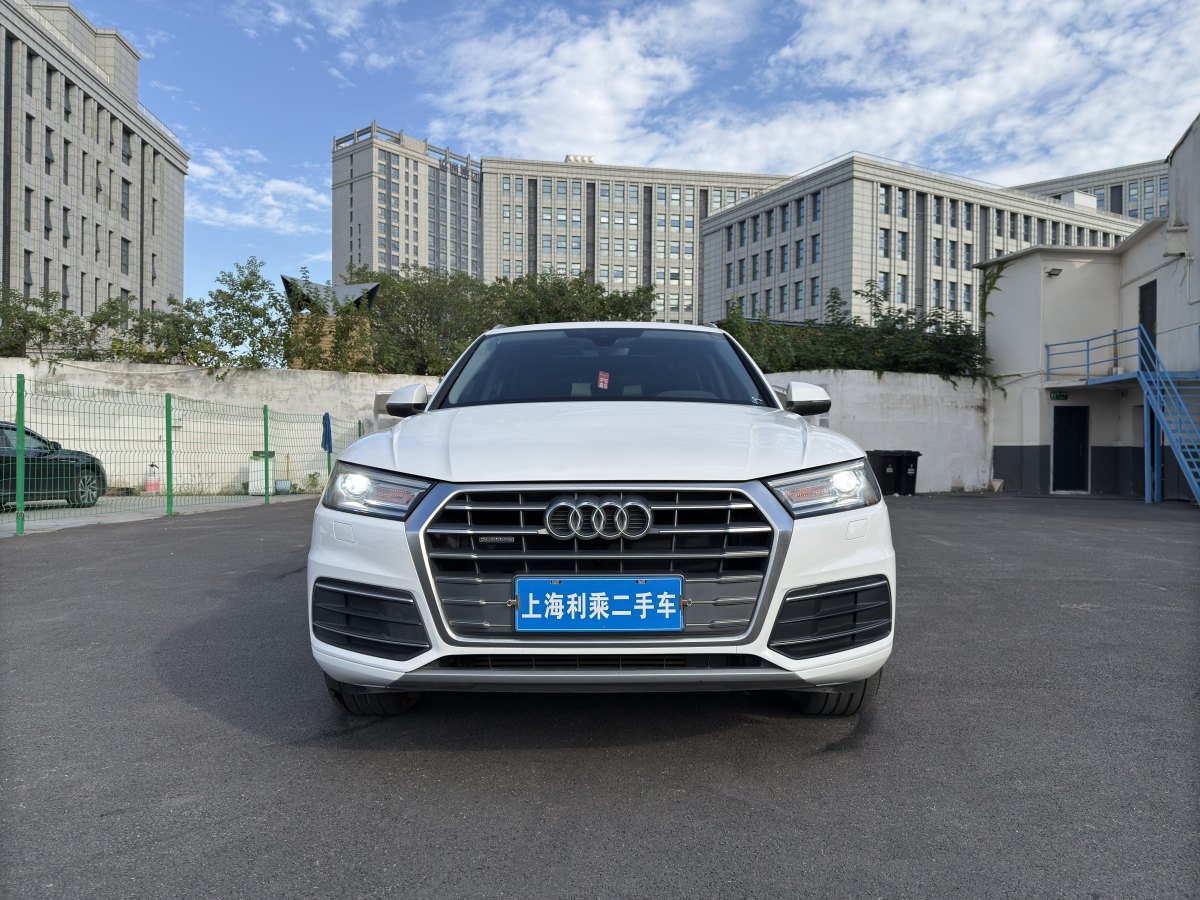 2021年10月奧迪 奧迪Q5L  2021款 40 TFSI 時(shí)尚動(dòng)感型