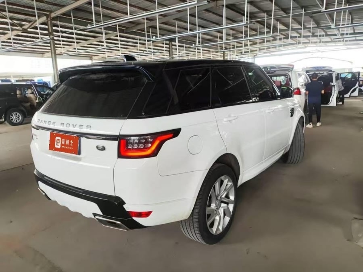 路虎 攬勝運(yùn)動(dòng)版  2020款 3.0 L6 HSE DYNAMIC圖片