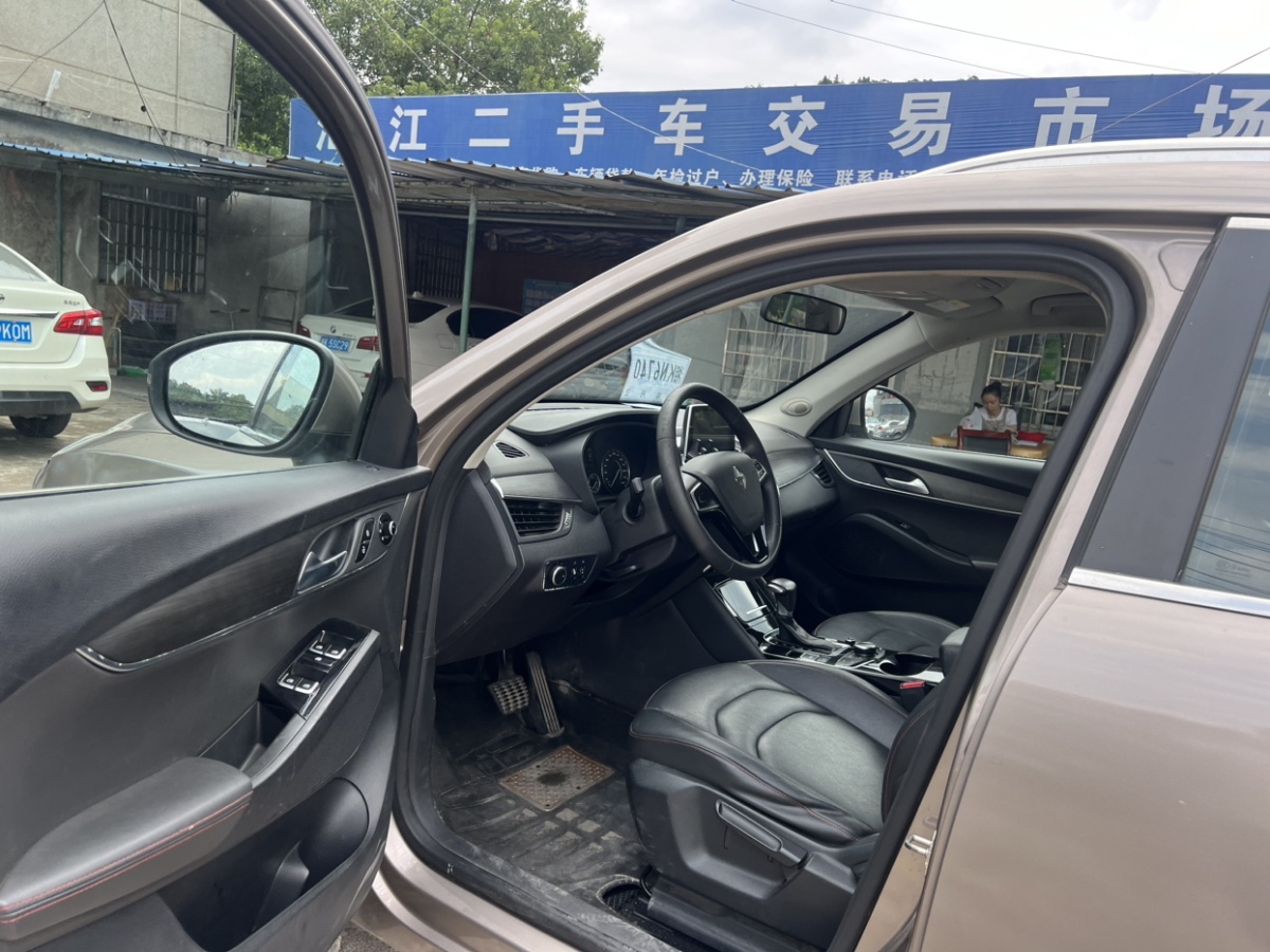 2019年8月寶沃 BX5  2018款 25TGDI 自動(dòng)兩驅(qū)風(fēng)尚型