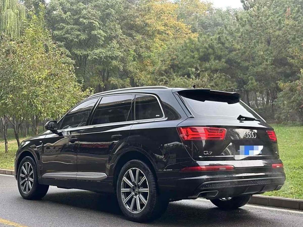 奧迪 奧迪Q7  2018款 40 TFSI 舒適型圖片