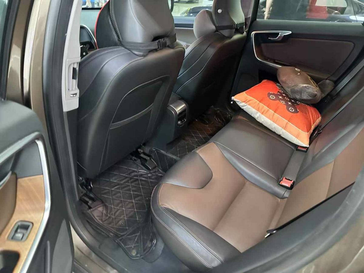 沃爾沃 XC60  2015款 T5 智行版圖片