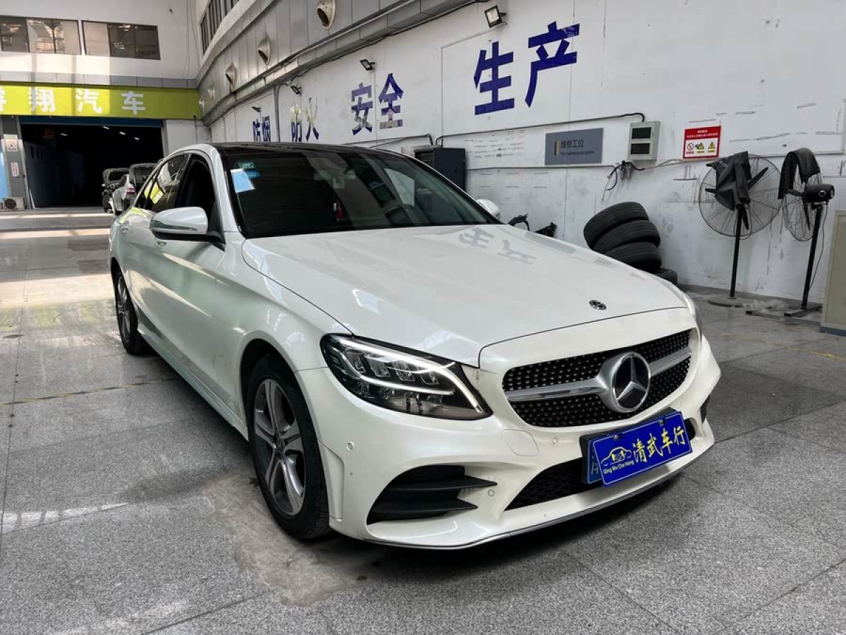 奔馳 奔馳C級(jí)  2020款 改款 C 260 L 運(yùn)動(dòng)版圖片