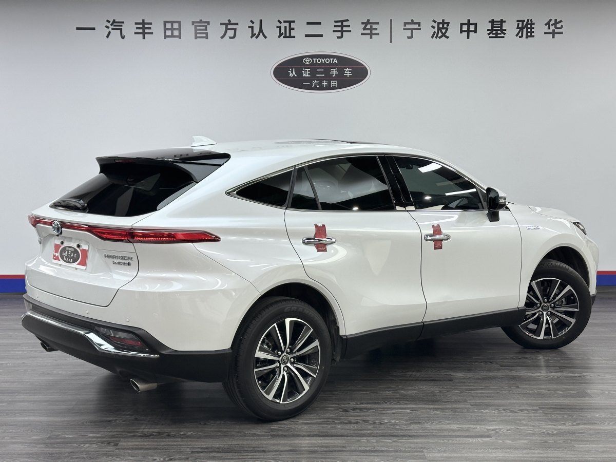 豐田 凌放HARRIER  2022款 雙擎 2.5L CVT兩驅(qū)豪華版圖片