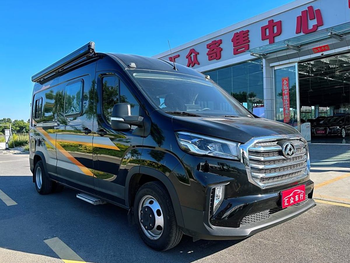 上汽大通 RV90  2021款 2.0T旅行家V90自行式B型房車(chē)豪華版橫床圖片