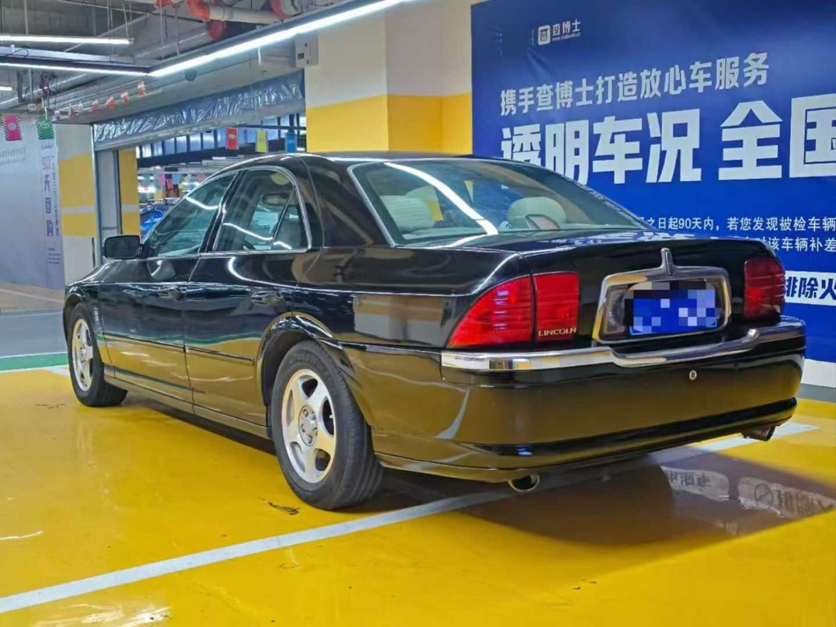 林肯 領(lǐng)航員  2002款 5.4 兩驅(qū)版圖片