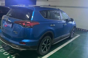 RAV4 丰田 荣放 2.0L CVT四驱新锐版