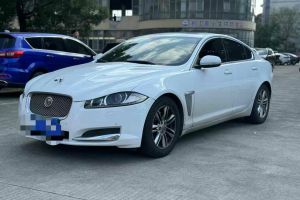 XF 捷豹 XF 2.0T 奢华版