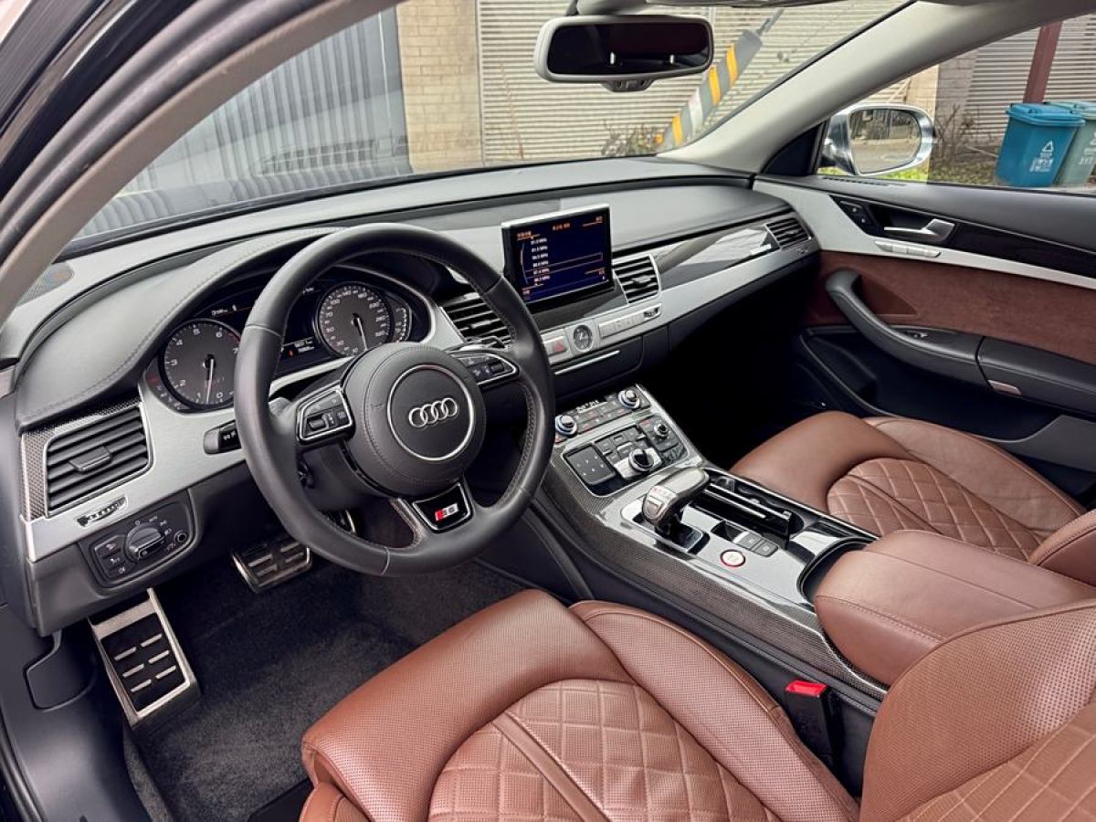 奧迪 奧迪S8  2013款 S8 4.0TFSI quattro圖片