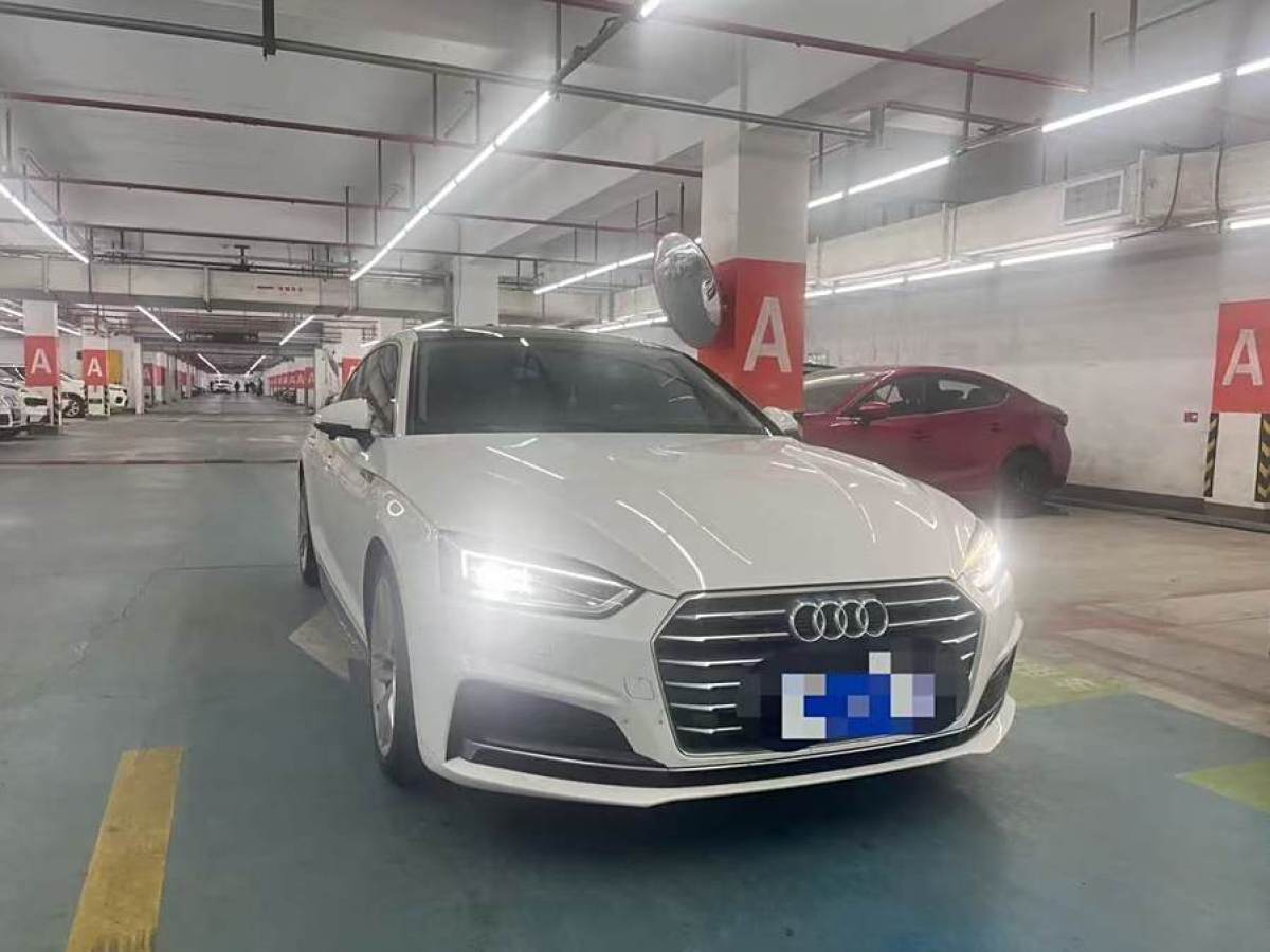 奧迪 奧迪A5  2017款 Sportback 45 TFSI 時(shí)尚型圖片