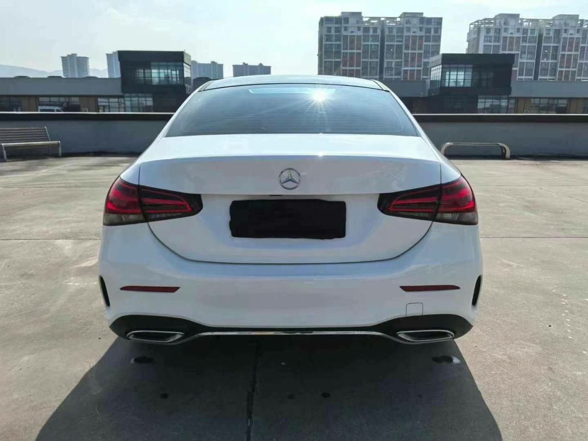 奔馳 邁巴赫S級  2023款 S 680 4MATIC Haute Voiture 限量高定版圖片