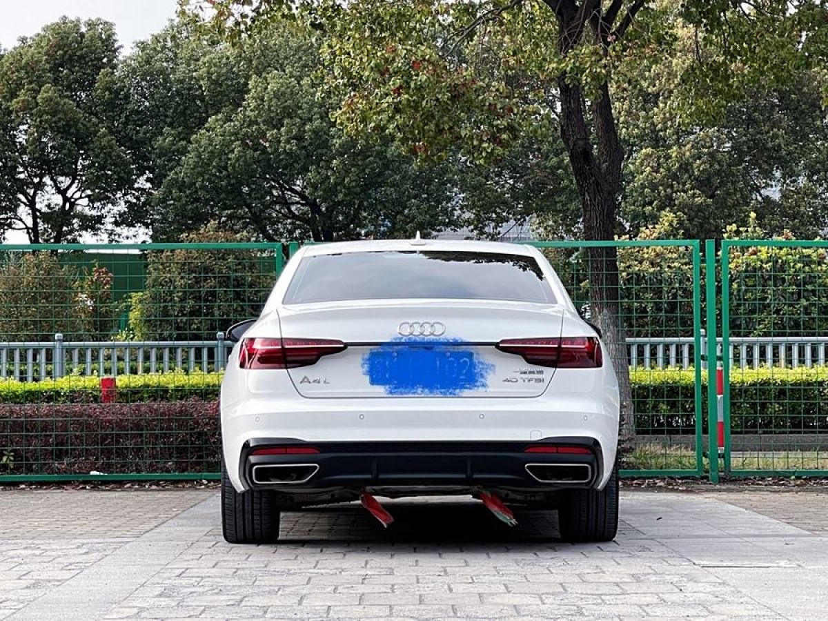 奧迪 奧迪A4L  2022款 40 TFSI 豪華動感型圖片