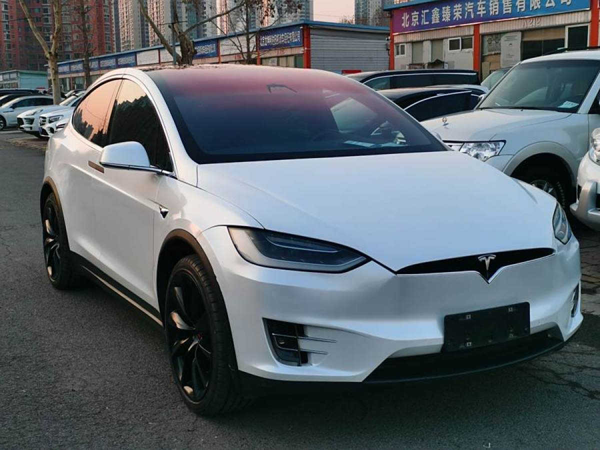 特斯拉 Model X  2016款 Model X 90D圖片