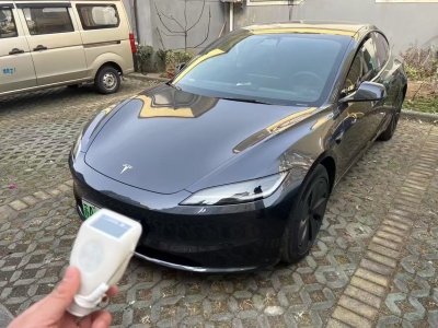 2024年8月 特斯拉 Model 3 長續(xù)航煥新版 雙電機全輪驅動圖片