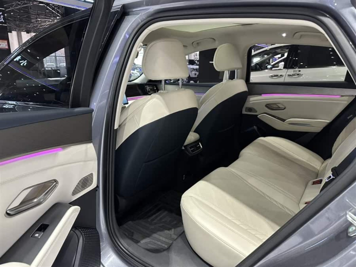 比亞迪 秦L  2024款 DM-i 120KM卓越型圖片