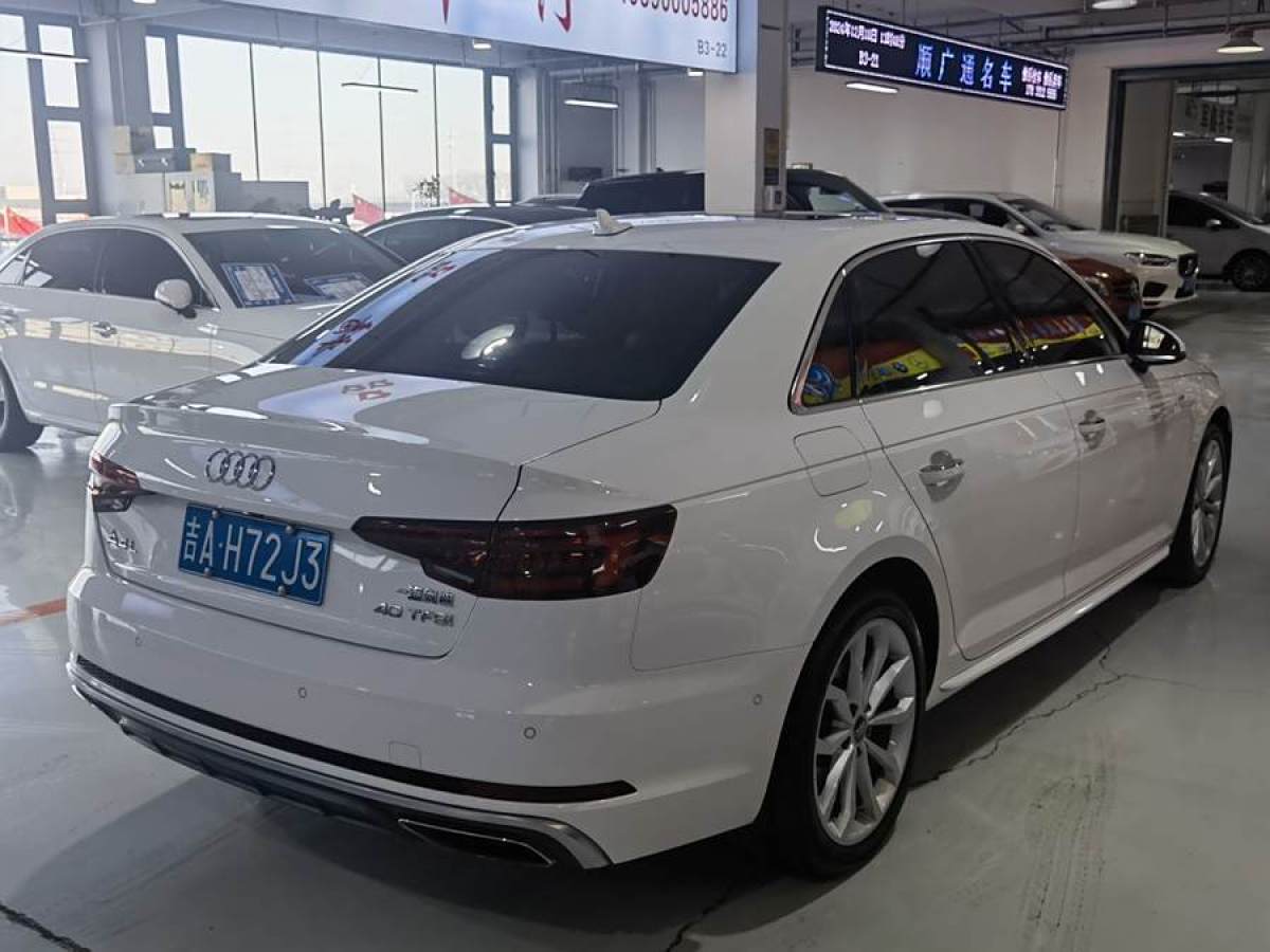 奧迪 奧迪A4L  2019款 40 TFSI 時(shí)尚型 國(guó)V圖片