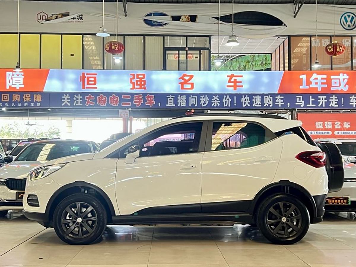 比亞迪 元新能源  2018款 EV360 智聯(lián)炫酷型圖片