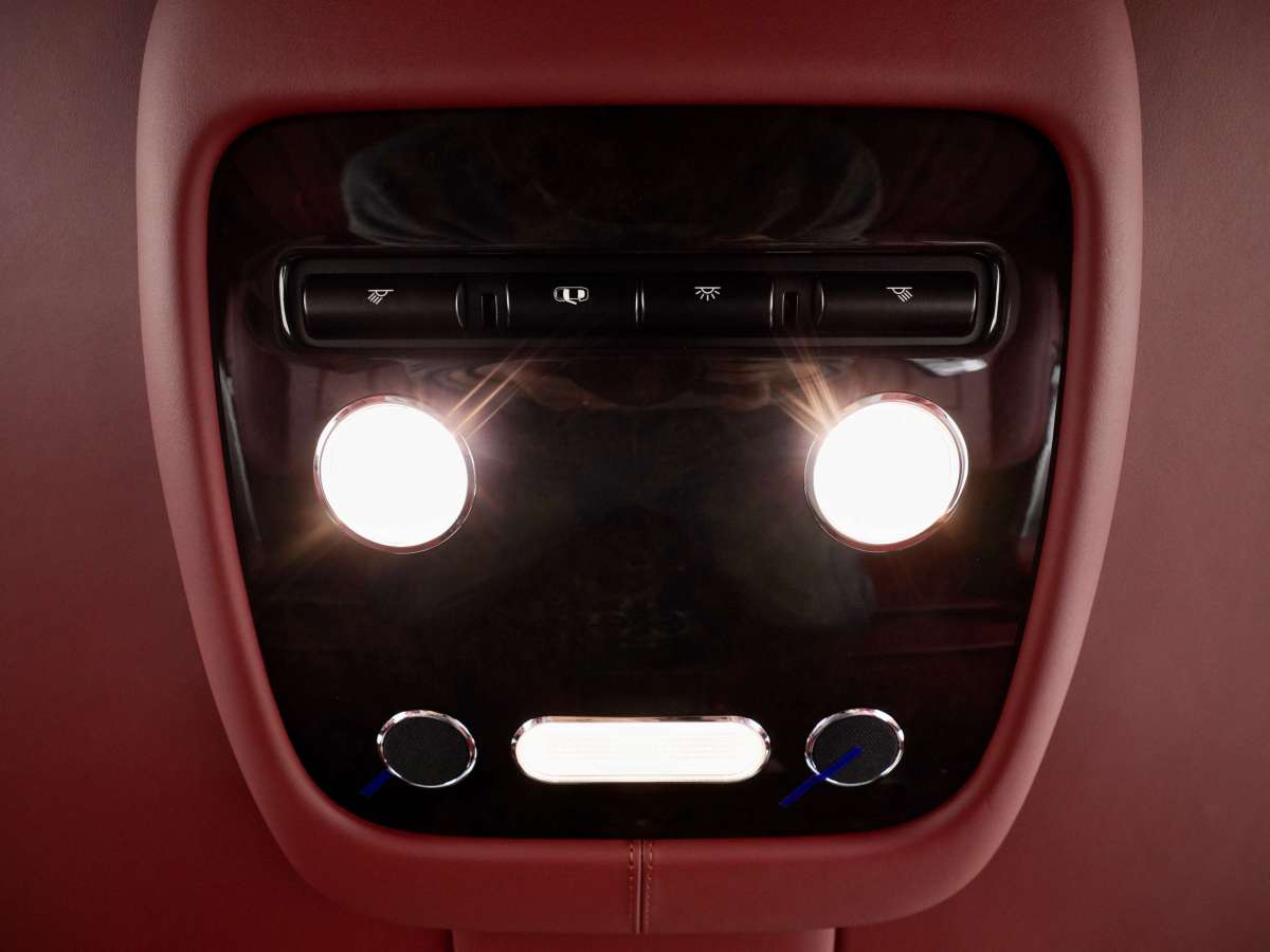 2016年5月宾利 飞驰  2014款 4.0T V8 标准版