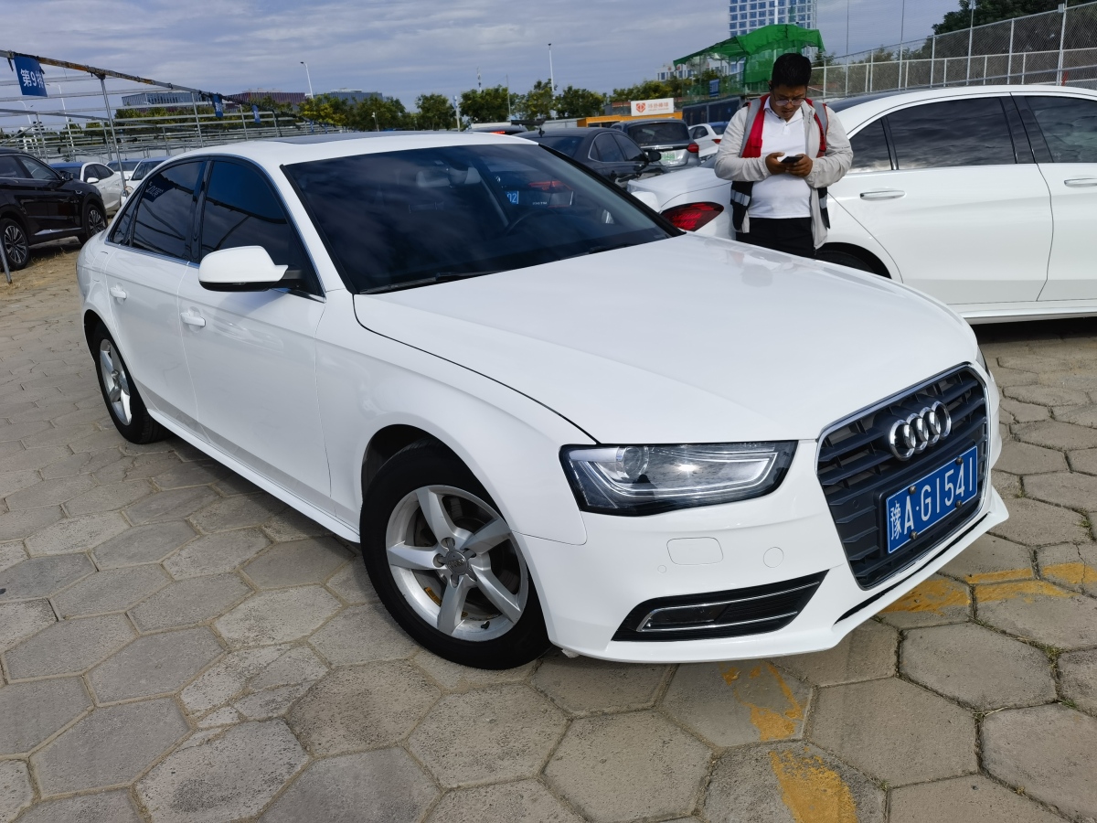 奧迪 奧迪A4L  2013款 35 TFSI 自動標準型圖片